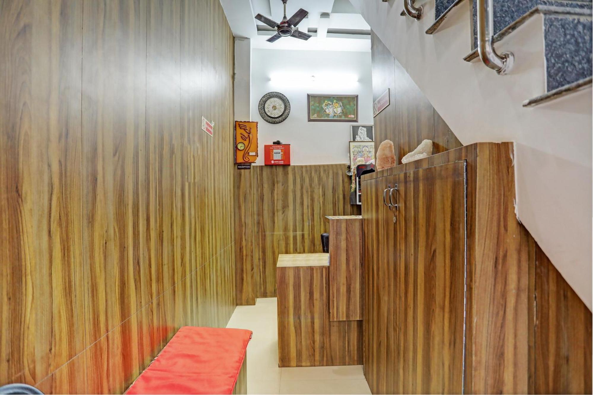 Chandīgarh Oyo Hotel The Red Hut מראה חיצוני תמונה